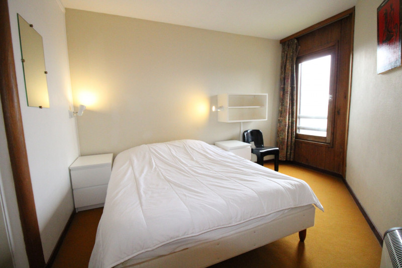 _lv_images__lot_0020392381_07_9377223