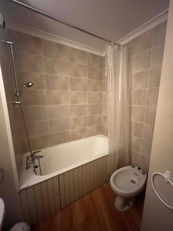 _lv_images__lot_0020392381_08_9853974