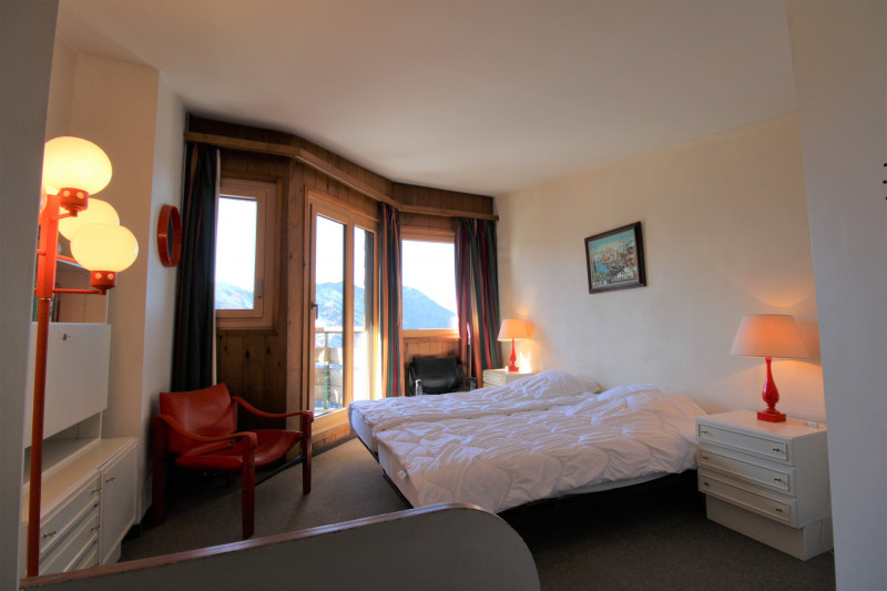 _lv_images__lot_0020392387_06_10000194 _lv_images__lot_0020392387_06_10000194