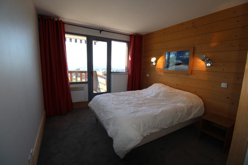 _lv_images__lot_0020392388_07_10013745