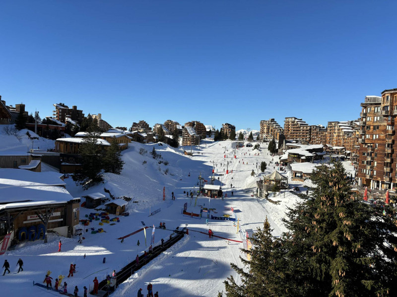 _lv_images__lot_0020392396_08_9319773