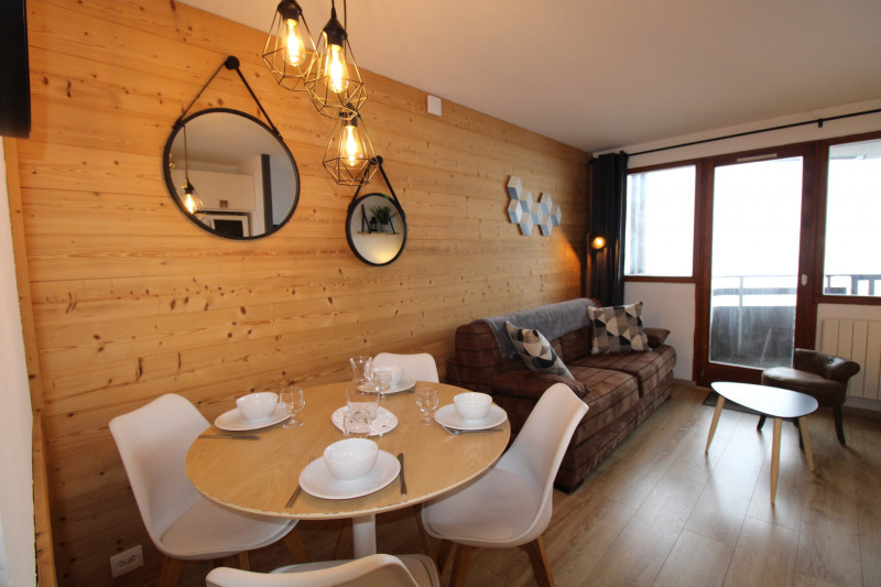 _lv_images__lot_0020392400_01_10164219 _lv_images__lot_0020392400_01_10164219