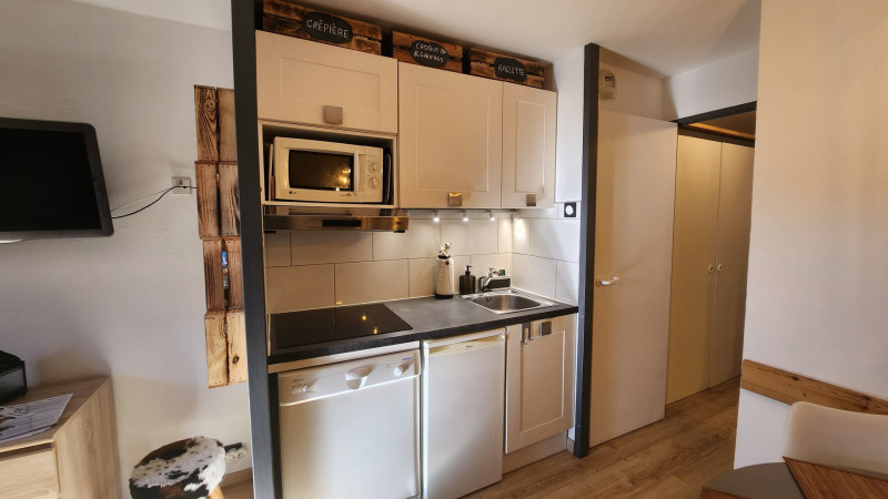 _lv_images__lot_0020392400_04_10014487 _lv_images__lot_0020392400_04_10014487