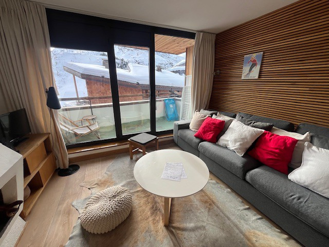 _lv_images__lot_0020392406_02_10394894