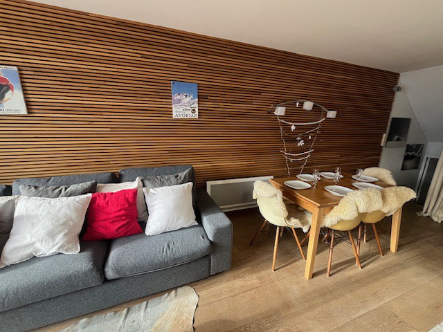 _lv_images__lot_0020392406_03_9667841