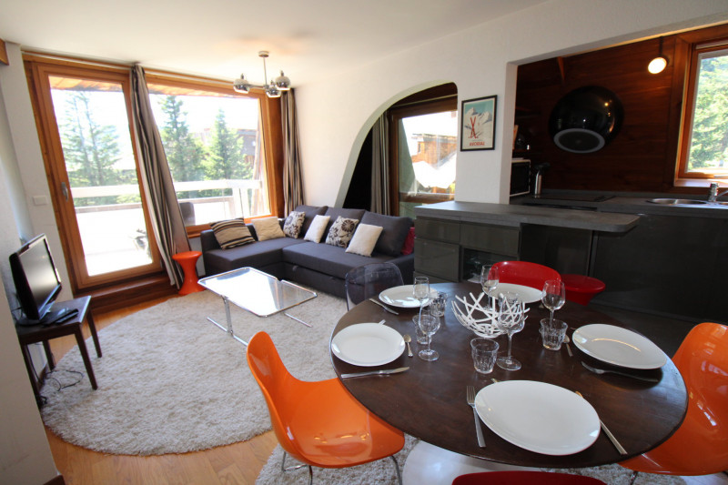 _lv_images__lot_0020392409_02_11058334