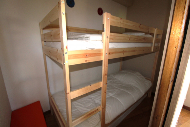 _lv_images__lot_0020392409_12_10365225