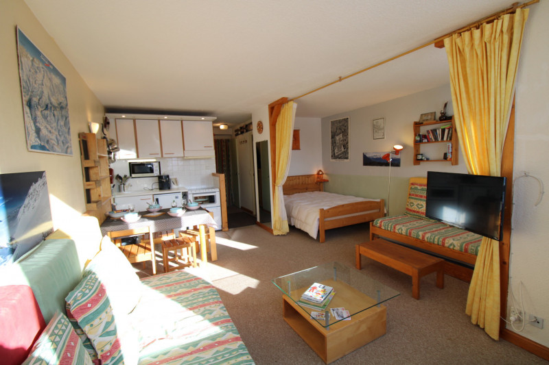 _lv_images__lot_0020392410_05_9675327 _lv_images__lot_0020392410_05_9675327