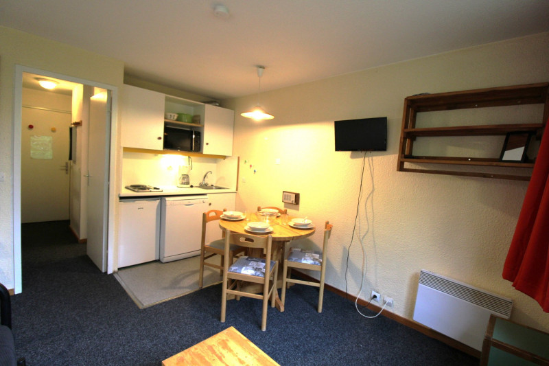 _lv_images__lot_0020392413_03_9768595 _lv_images__lot_0020392413_03_9768595