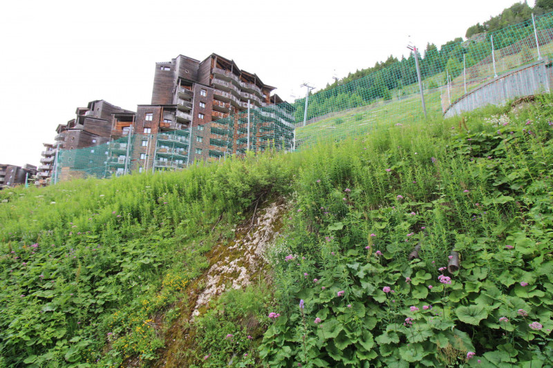 _lv_images__lot_0020392413_08_10395531