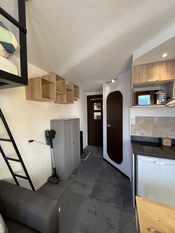 _lv_images__lot_0020392415_02_10130254 _lv_images__lot_0020392415_02_10130254