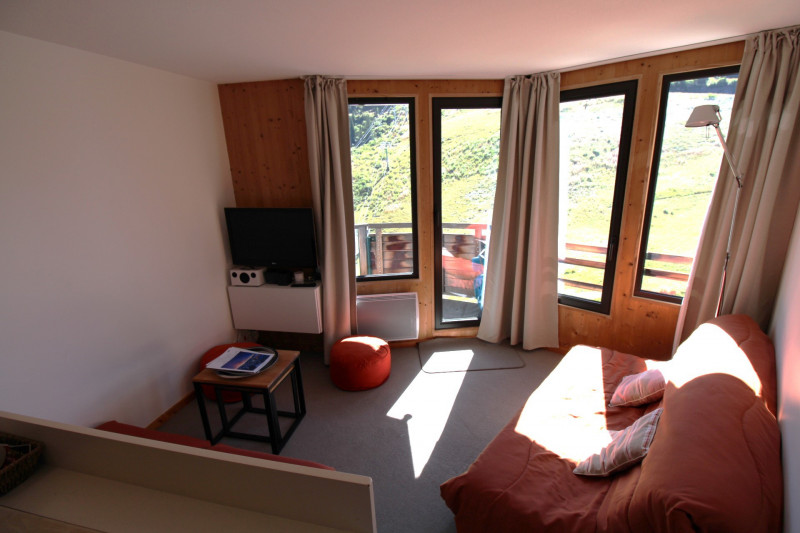 _lv_images__lot_0020392416_01_9377321