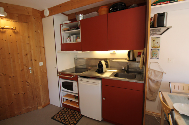 _lv_images__lot_0020392416_07_9516925