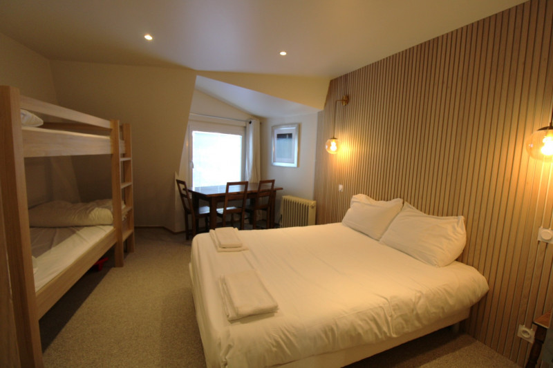 _lv_images__lot_0020392417_08_10319706