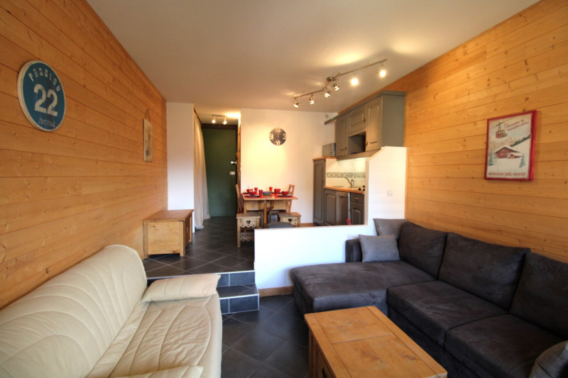 _lv_images__lot_0020392418_03_9940138 _lv_images__lot_0020392418_03_9940138