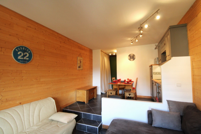 _lv_images__lot_0020392418_04_9319749 _lv_images__lot_0020392418_04_9319749