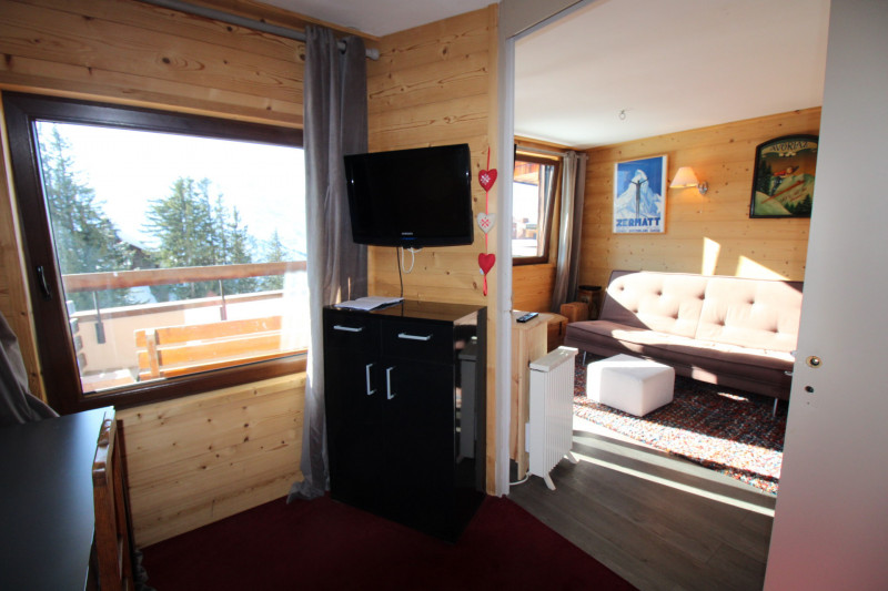 _lv_images__lot_0020392419_08_9452489 _lv_images__lot_0020392419_08_9452489