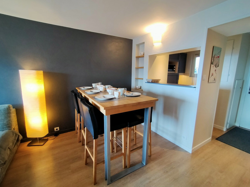 _lv_images__lot_0020392425_05_9549757