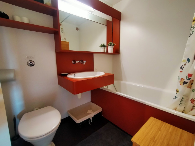 _lv_images__lot_0020392428_05_9695076