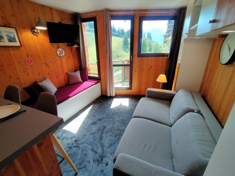 _lv_images__lot_0020392428_07_9820590