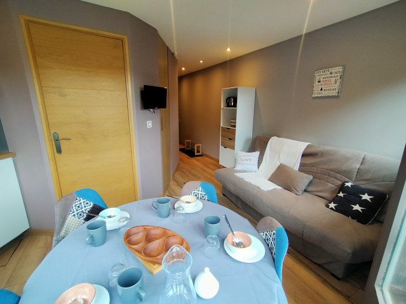 _lv_images__lot_0020392429_04_9176662 _lv_images__lot_0020392429_04_9176662