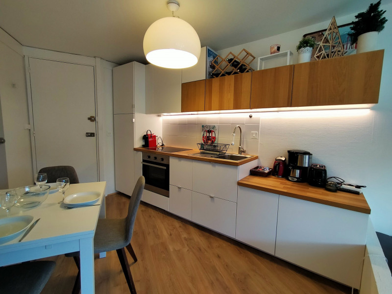 _lv_images__lot_0020392430_05_10297925