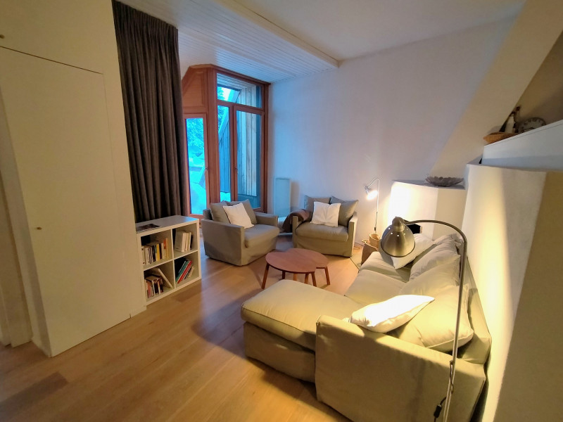 _lv_images__lot_0020392432_04_9775024