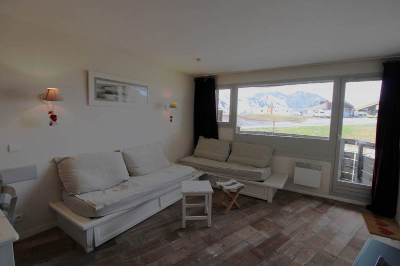 _lv_images__lot_0020392435_02_9530399