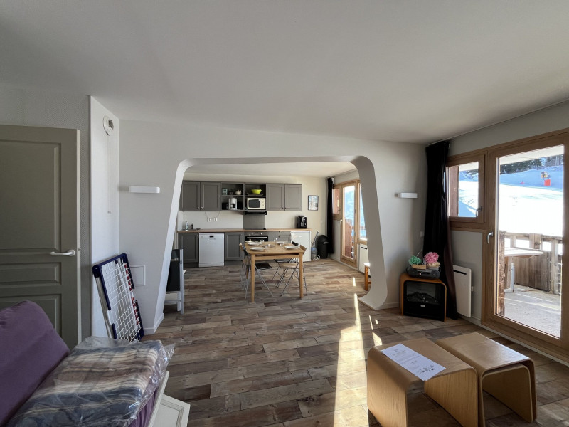 _lv_images__lot_0020392437_04_10183555 _lv_images__lot_0020392437_04_10183555