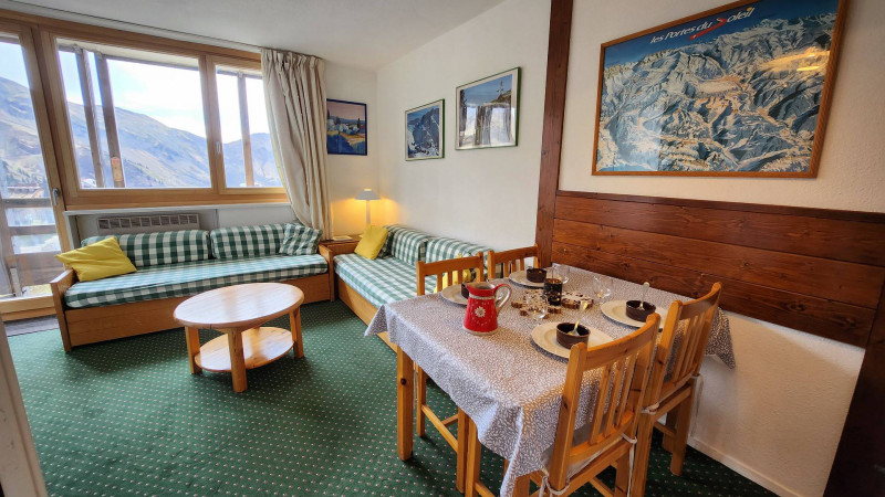 _lv_images__lot_0020392439_01_10109642