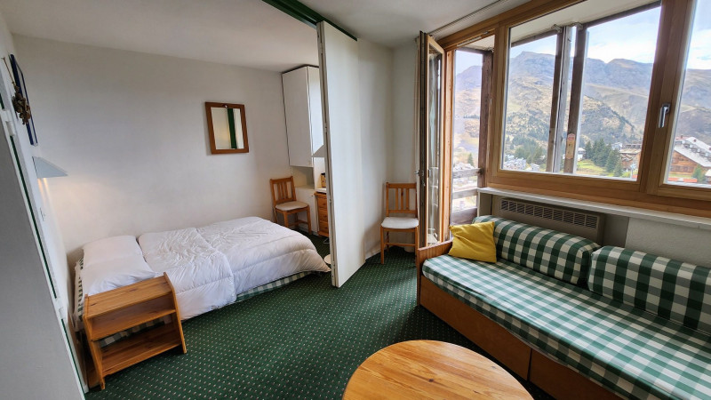 _lv_images__lot_0020392439_04_10014445 _lv_images__lot_0020392439_04_10014445