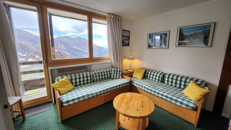 _lv_images__lot_0020392439_05_10041648