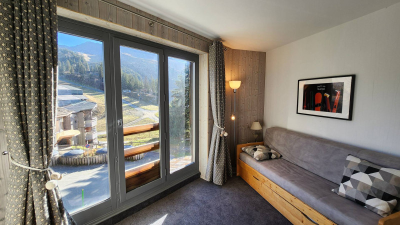 _lv_images__lot_0020392440_05_10343374