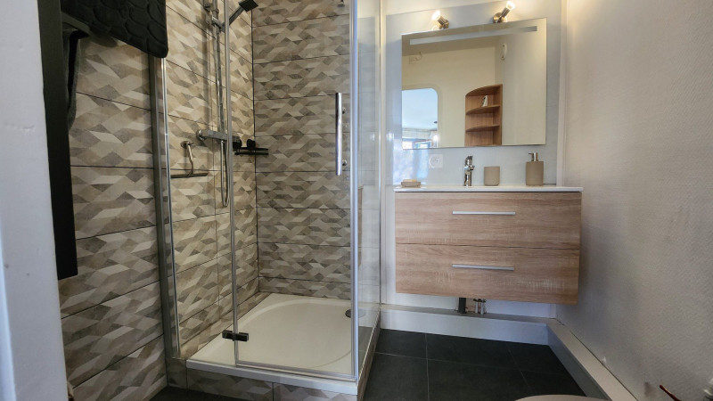 _lv_images__lot_0020392440_07_10241951