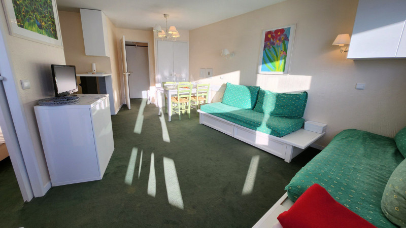 _lv_images__lot_0020392441_03_9490961 _lv_images__lot_0020392441_03_9490961