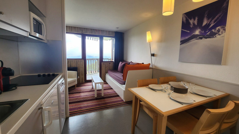 _lv_images__lot_0020392443_01_9721993