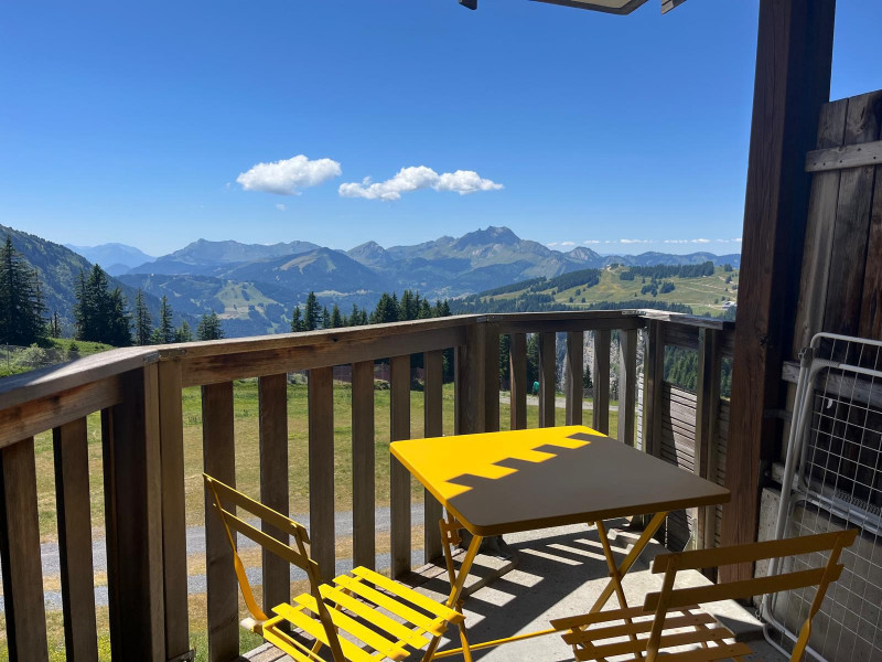 _lv_images__lot_0020392443_15_9358167