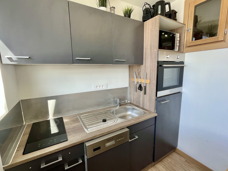 _lv_images__lot_0020392445_04_9908139 _lv_images__lot_0020392445_04_9908139