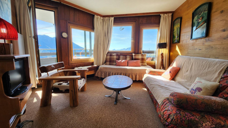 _lv_images__lot_0020392446_01_9661353