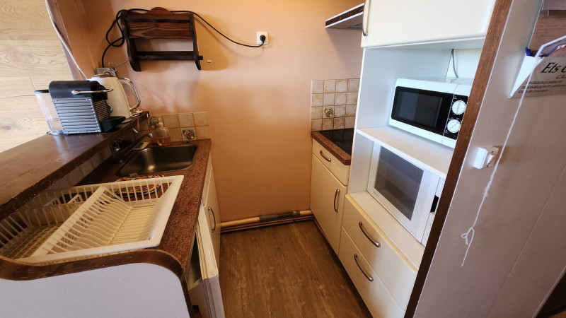 _lv_images__lot_0020392446_06_10395063