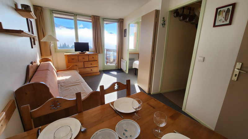 _lv_images__lot_0020392447_02_9775226