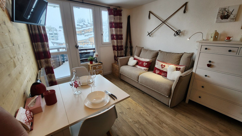 _lv_images__lot_0020392450_01_9459351