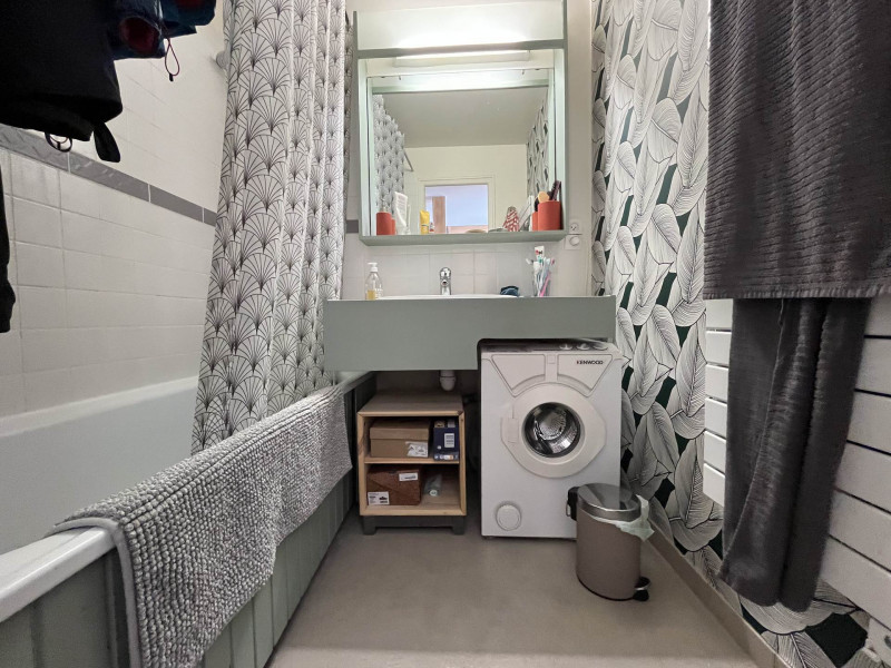 _lv_images__lot_0020392454_09_9933027