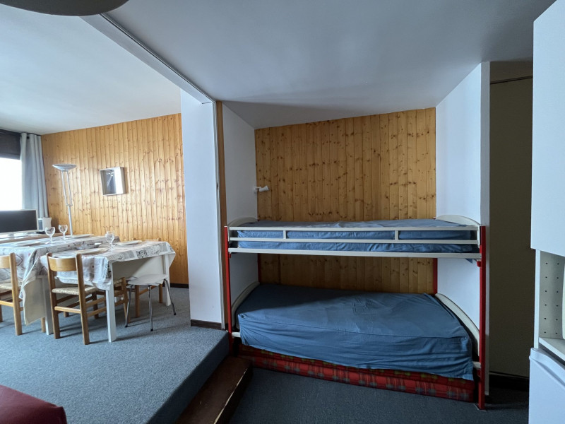 _lv_images__lot_0020392455_05_9980531