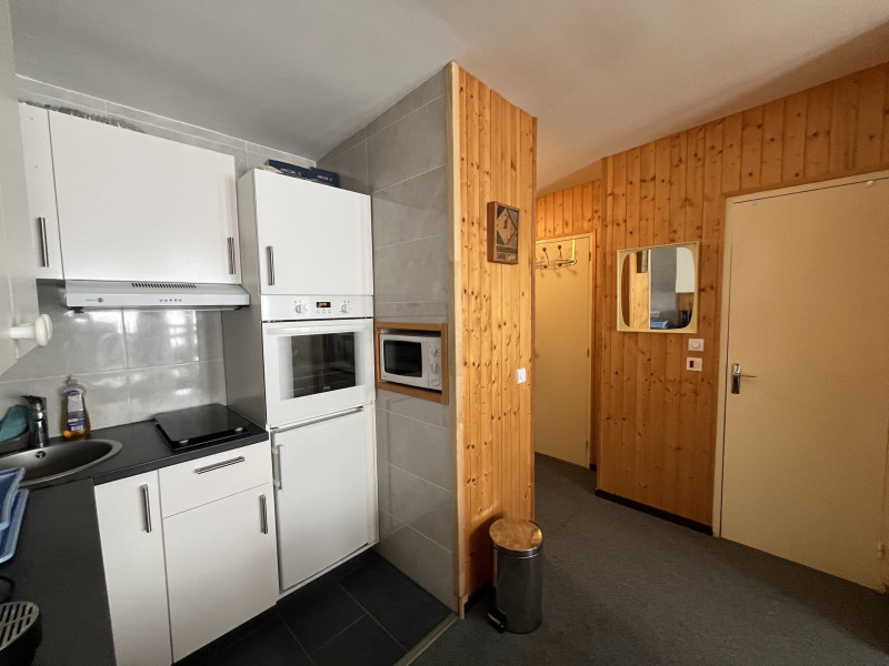 _lv_images__lot_0020392456_05_10218941