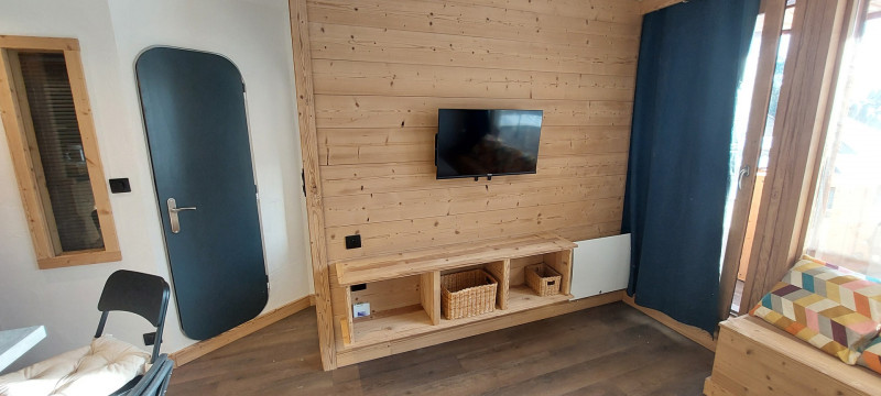 _lv_images__lot_0040210068_02_9353757 _lv_images__lot_0040210068_02_9353757