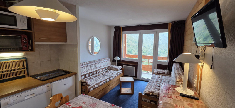 _lv_images__lot_0050290402_14_9399209