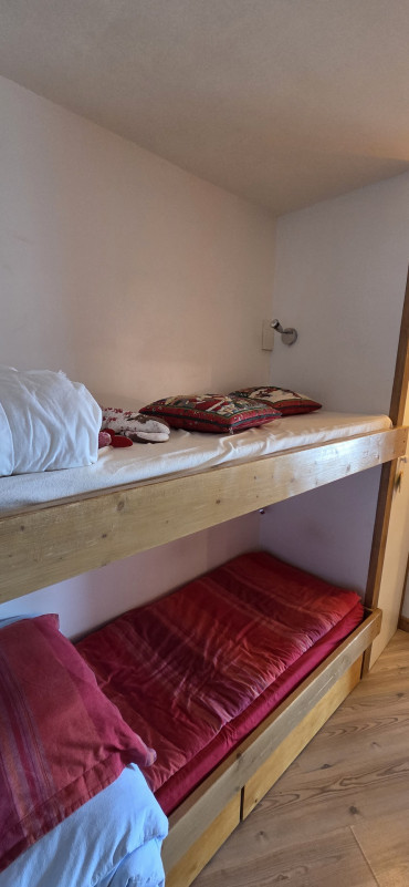 _lv_images__lot_0050310027_13_9676647