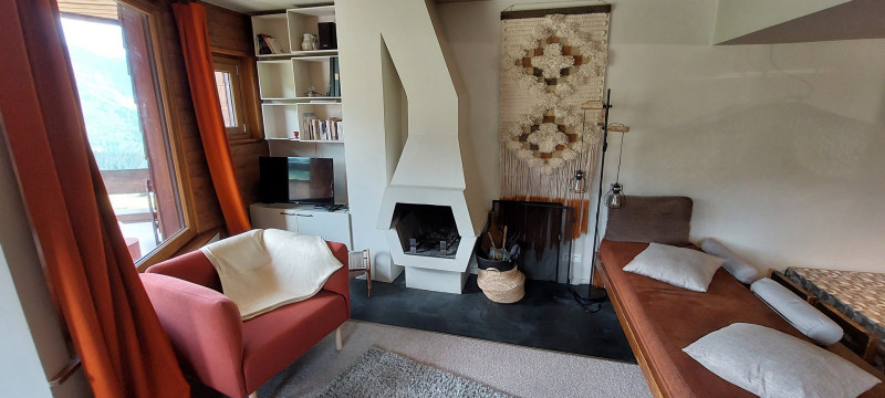 _lv_images__lot_0050320025_02_10382276