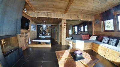 _lv_images__lot_0050320028_01_10449789